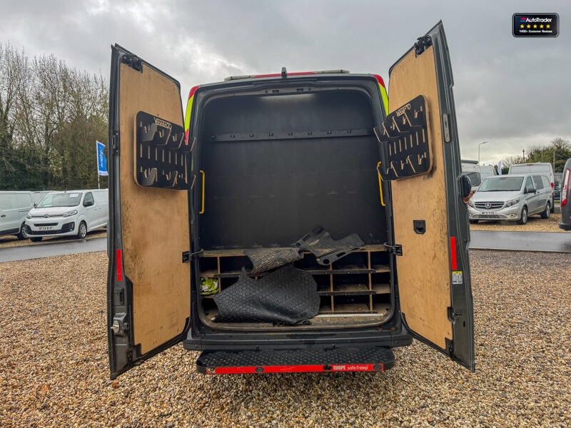 Used Volkswagen Crafter 2023 for sale - 77041800: Photo 8