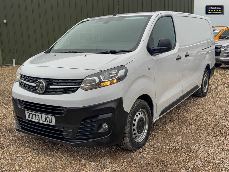 Used Vauxhall Vivaro 2023 for sale - 77037227: Photo 2