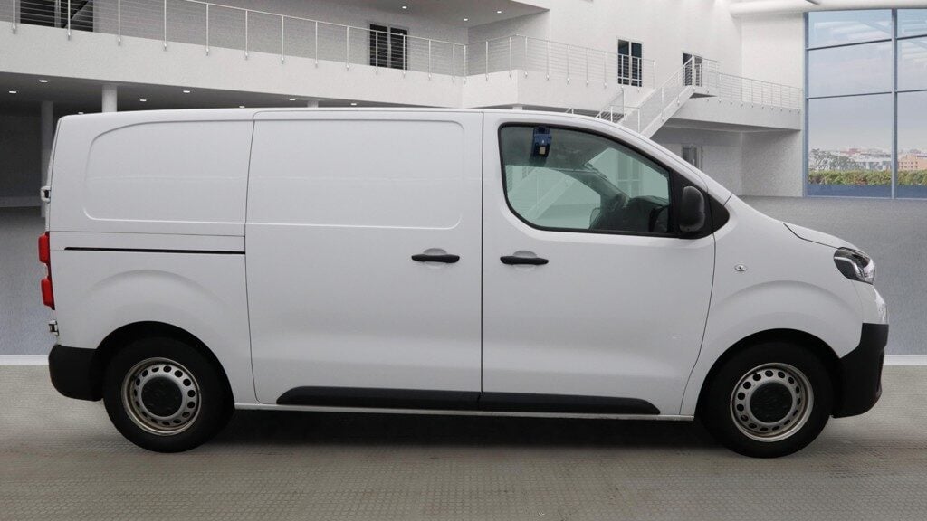 Used Toyota ProAce 2023 for sale - 77223200: Photo 3