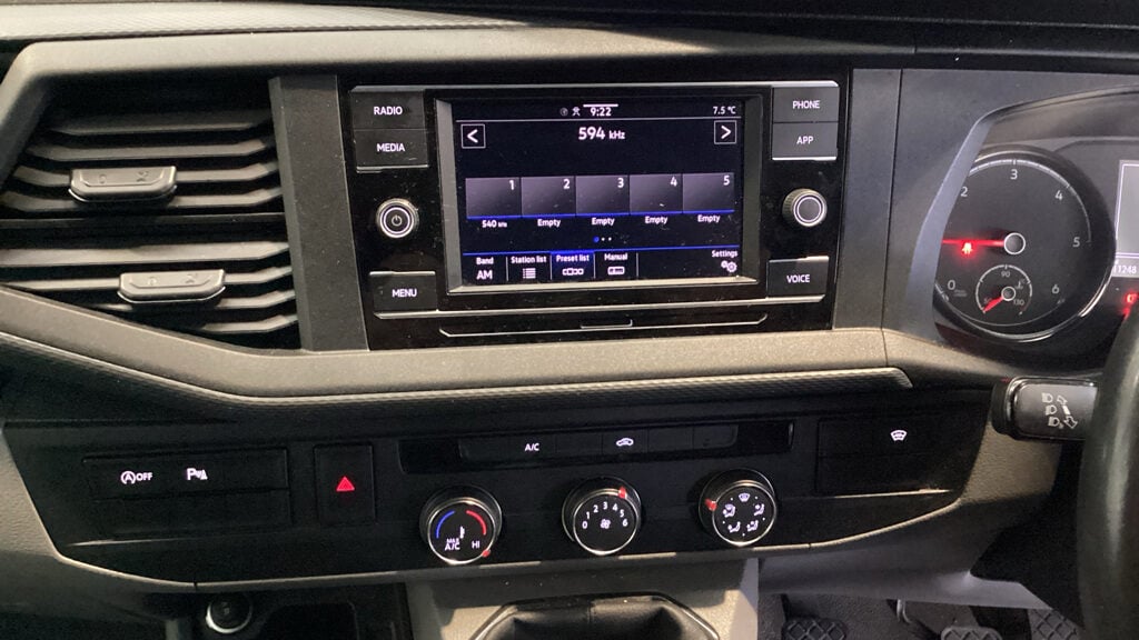 Used Volkswagen Transporter 2023 for sale - 77873454: Photo 11