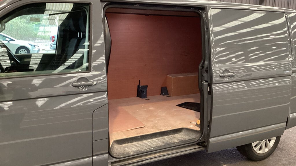 Used Volkswagen Transporter 2023 for sale - 77873454: Photo 8