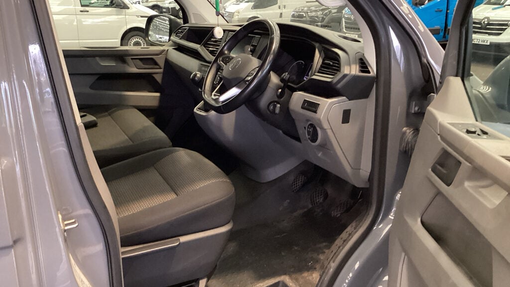 Used Volkswagen Transporter 2023 for sale - 77873454: Photo 9