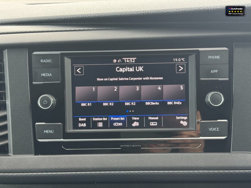 Used Volkswagen Transporter 2024 for sale - 77042149: Photo 24