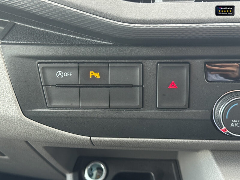 Used Volkswagen Transporter 2024 for sale - 77042149: Photo 33