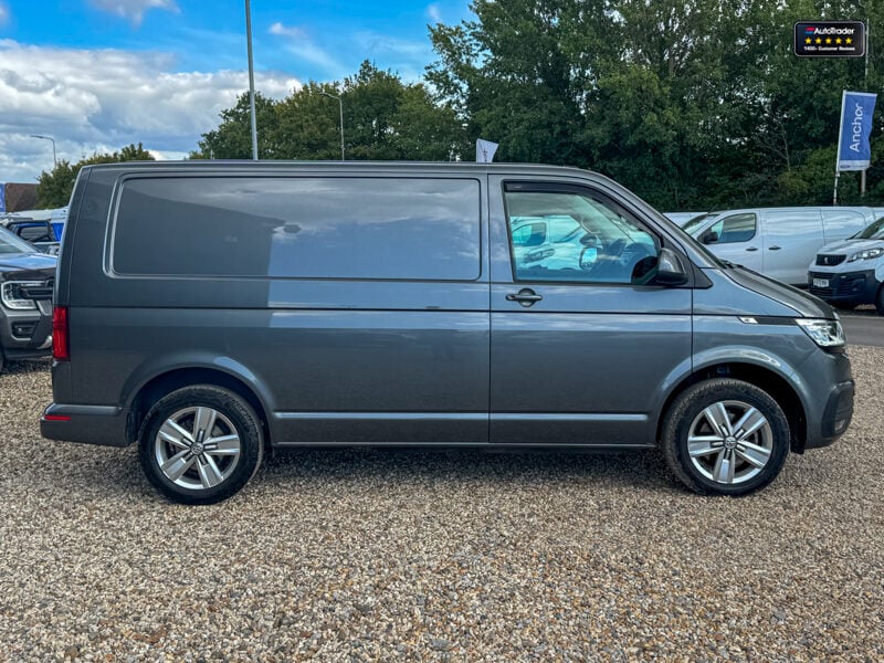 Used Volkswagen Transporter 2024 for sale - 77042149: Photo 5