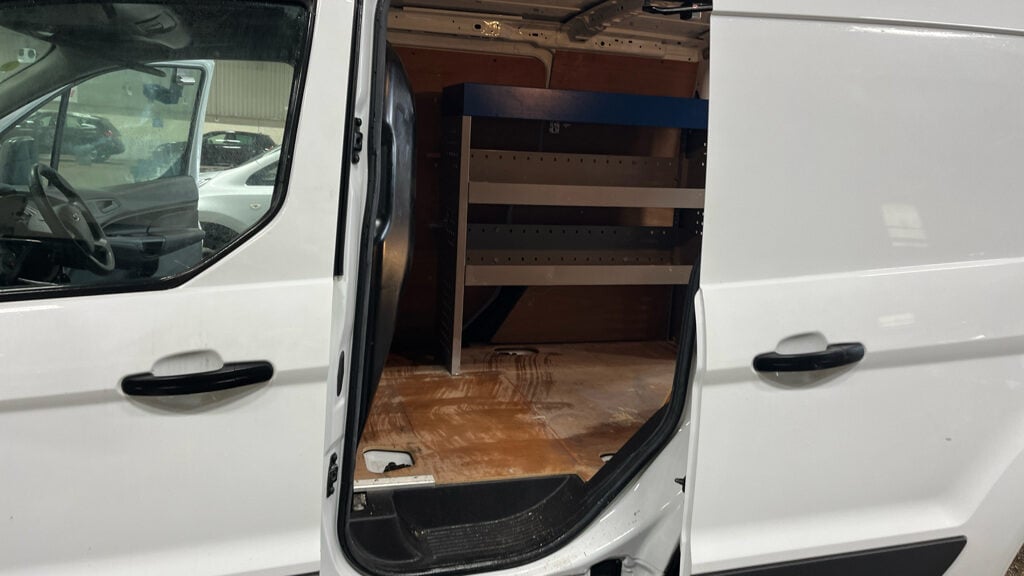 Used Ford Transit Connect 2017 for sale - 77961797: Photo 8