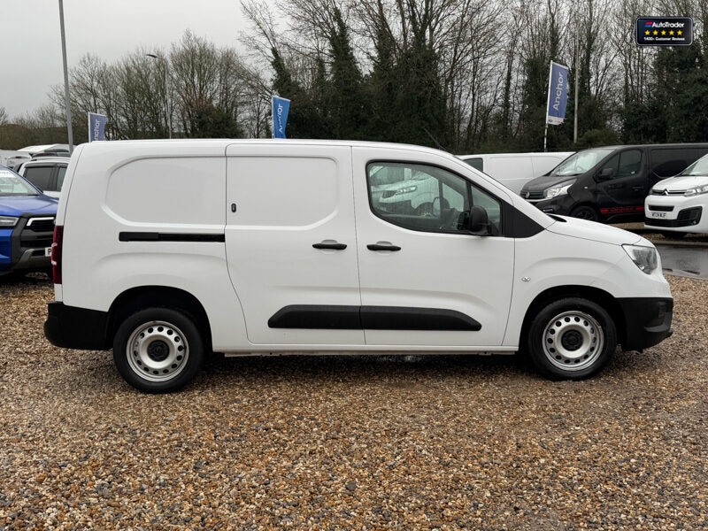 Used Vauxhall Combo 2022 for sale - 77041956: Photo 5