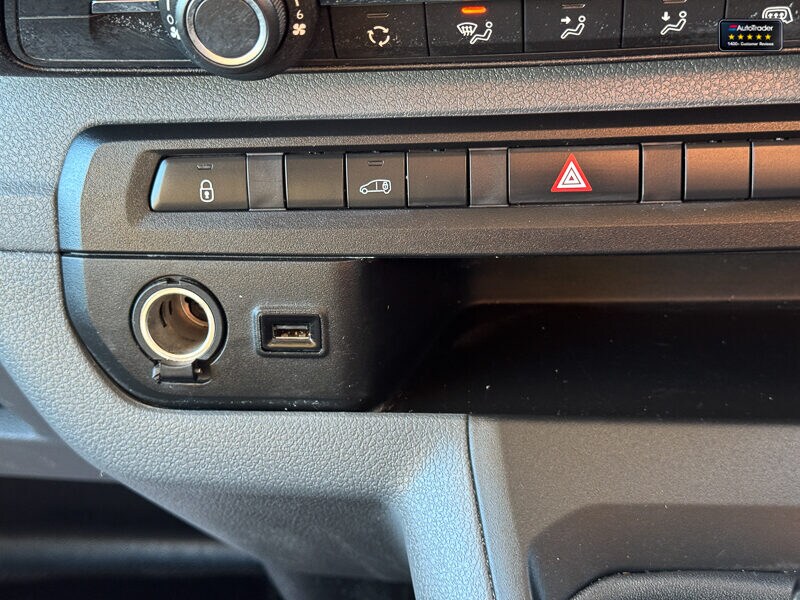 Used Vauxhall Vivaro 2022 for sale - 77042121: Photo 31