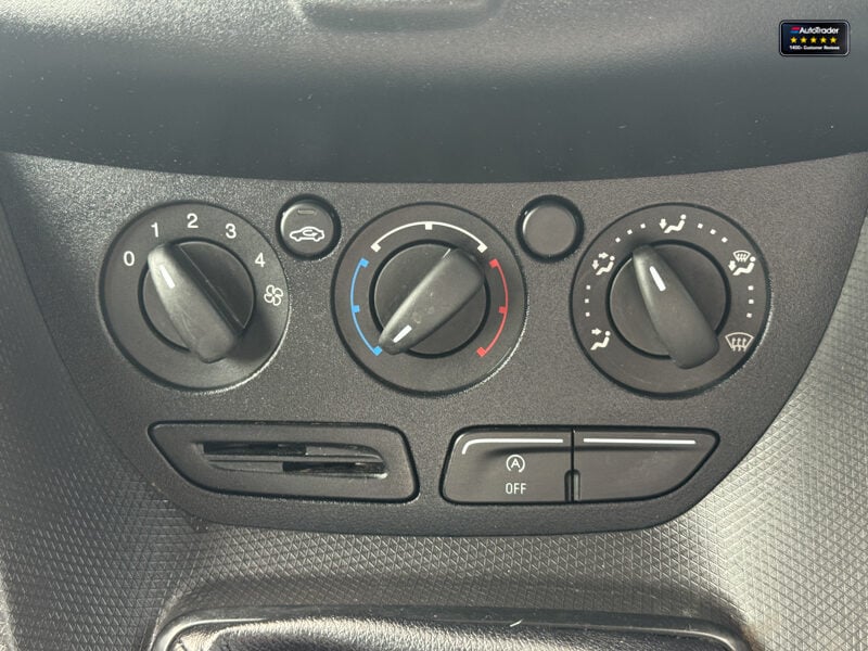 Used Ford Transit Connect 2017 for sale - 77042032: Photo 27