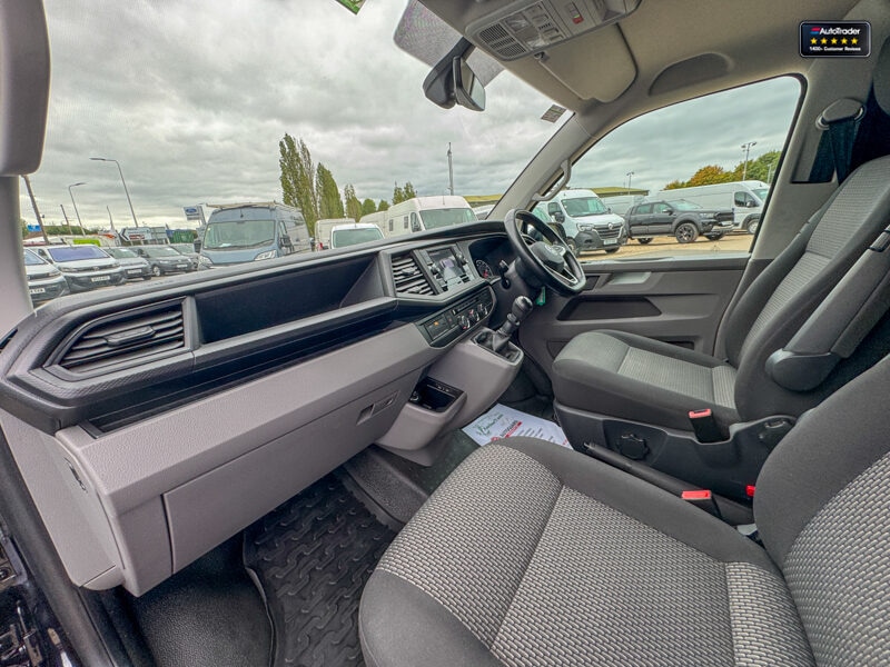 Used Volkswagen Transporter 2022 for sale - 77042000: Photo 18