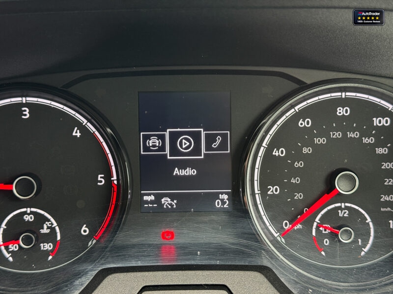 Used Volkswagen Transporter 2022 for sale - 77042000: Photo 31