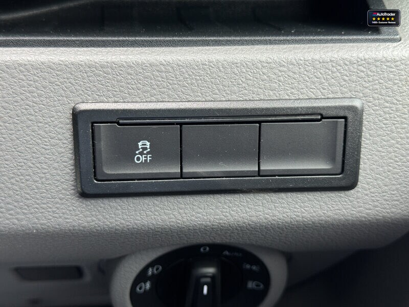 Used Volkswagen Transporter 2022 for sale - 77042000: Photo 37