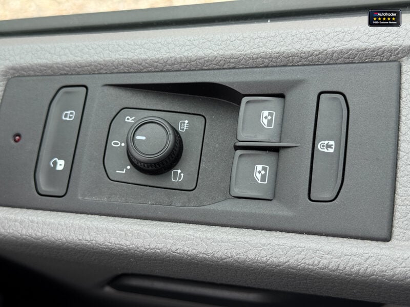 Used Volkswagen Transporter 2022 for sale - 77042000: Photo 39