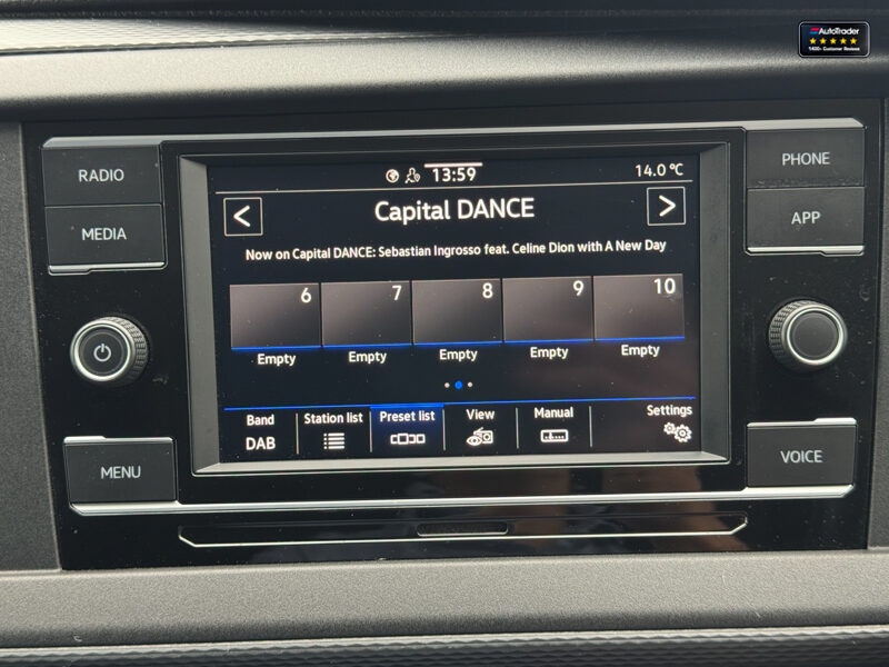 Used Volkswagen Transporter 2022 for sale - 77042000: Photo 40