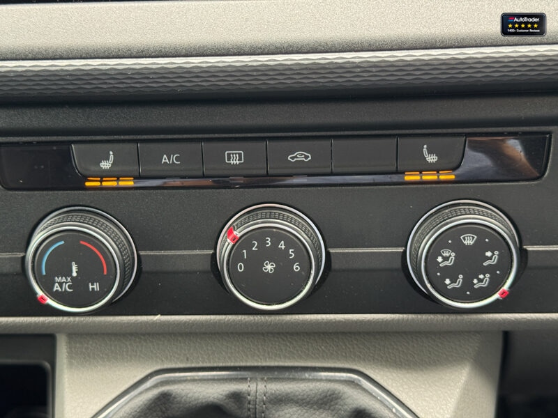 Used Volkswagen Transporter 2022 for sale - 77042000: Photo 50