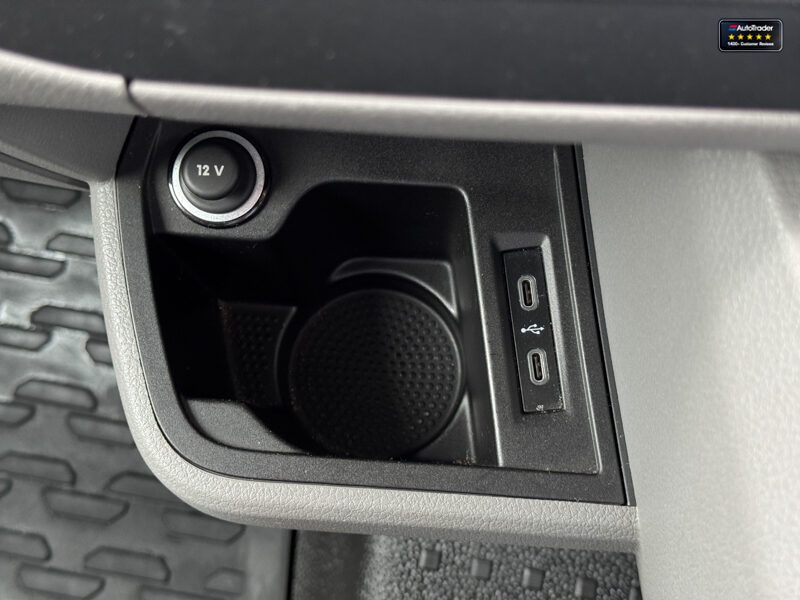 Used Volkswagen Transporter 2022 for sale - 77042000: Photo 53