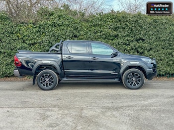 Used Toyota Hilux 2023 for sale - 75258766: Photo