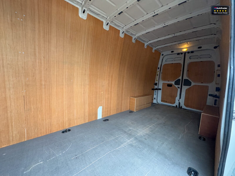 Used Volkswagen Crafter 2023 for sale - 77042118: Photo 11