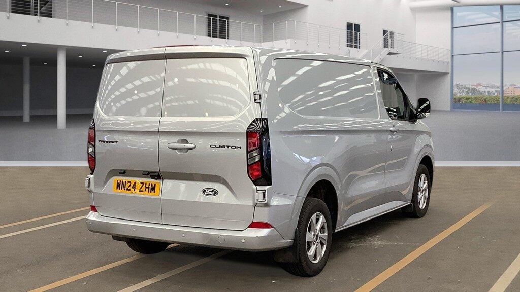 Used Ford Transit Custom 2024 for sale - 77935869: Photo 4