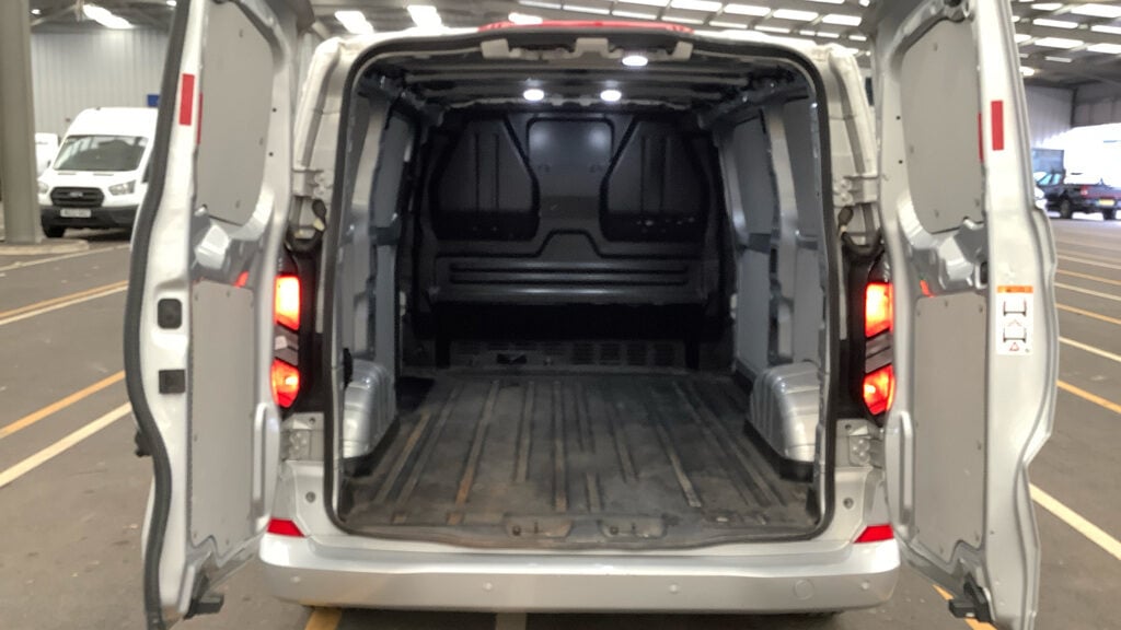 Used Ford Transit Custom 2024 for sale - 77935869: Photo 5