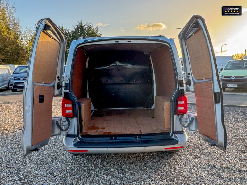 Used Volkswagen Transporter 2018 for sale - 77041606: Photo 8