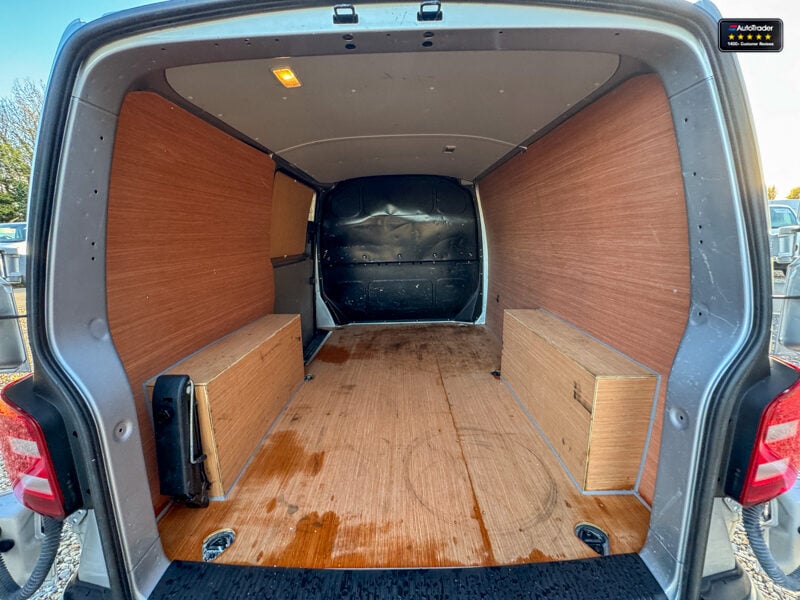 Used Volkswagen Transporter 2018 for sale - 77041606: Photo 9