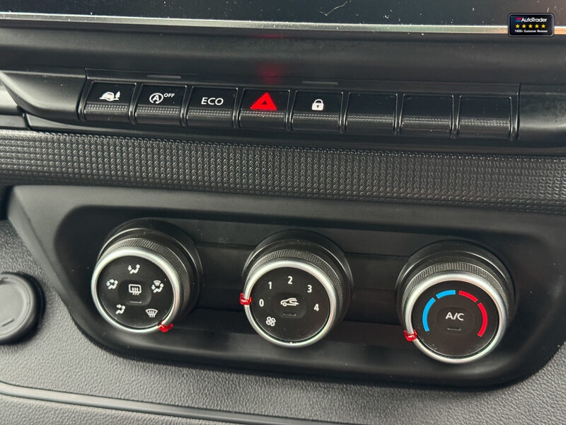 Used Renault Trafic 2022 for sale - 77042219: Photo 37