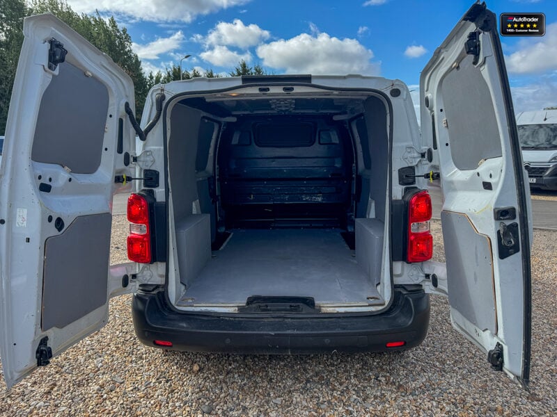 Used Peugeot Expert 2022 for sale - 77041674: Photo 9