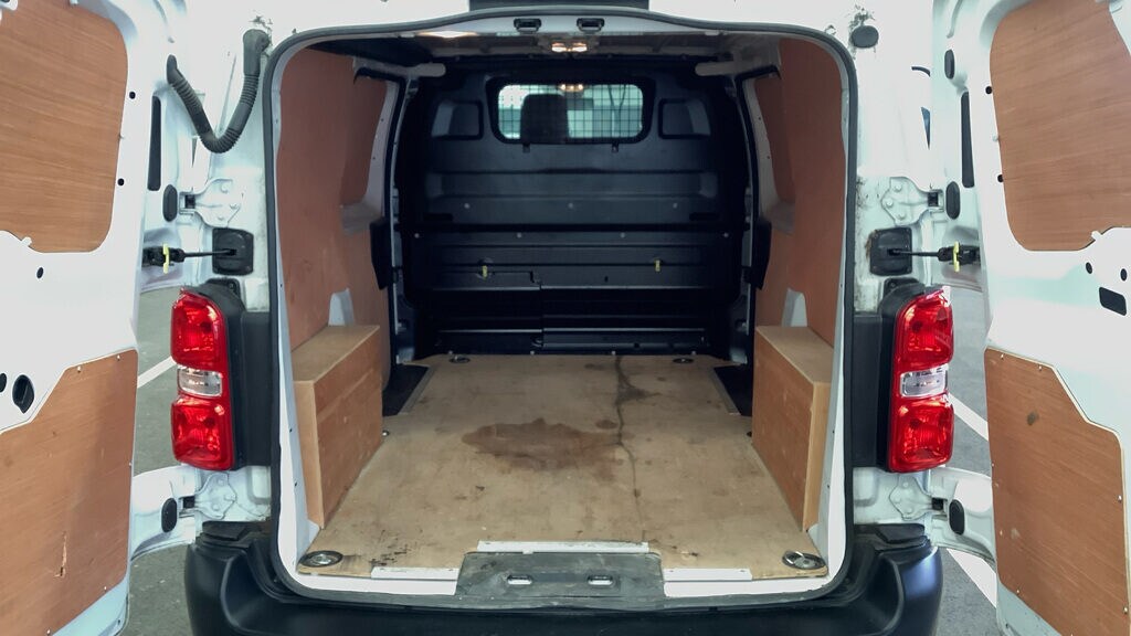 Used Toyota ProAce 2023 for sale - 77675564: Photo 5