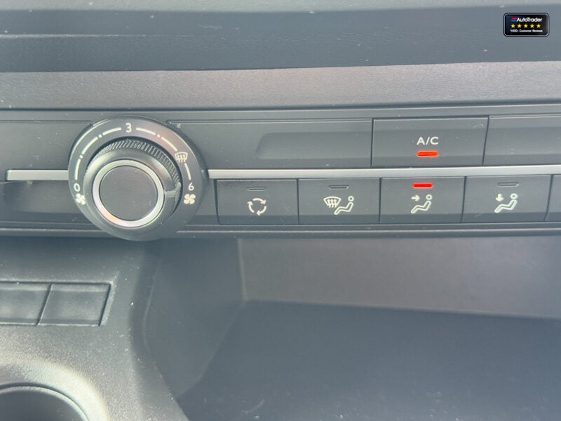 Vehicle 33