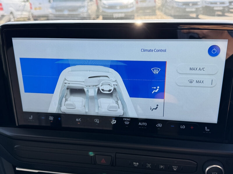 Used Ford Transit Custom 2024 for sale - 77528221: Photo 35