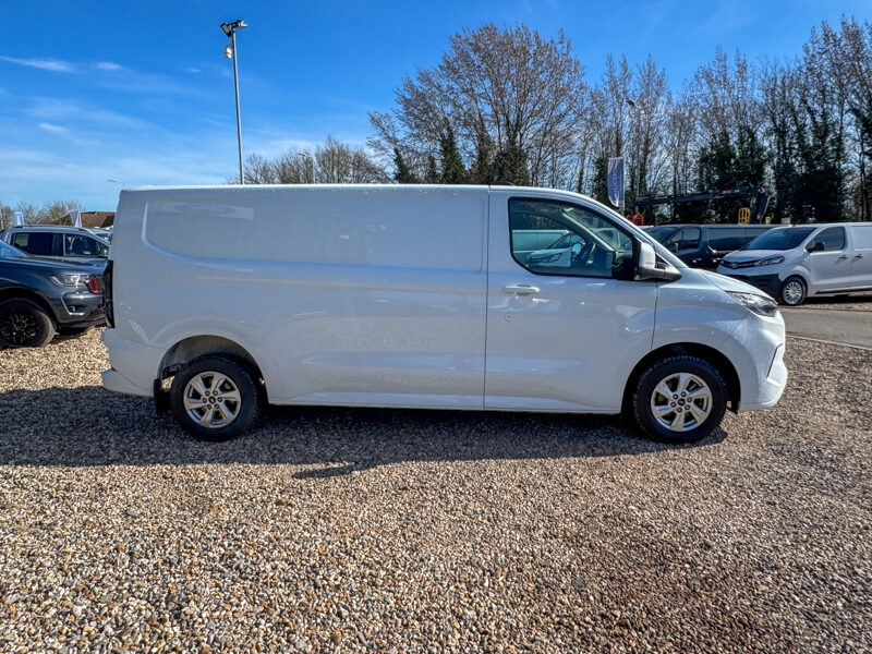 Used Ford Transit Custom 2024 for sale - 77528221: Photo 5