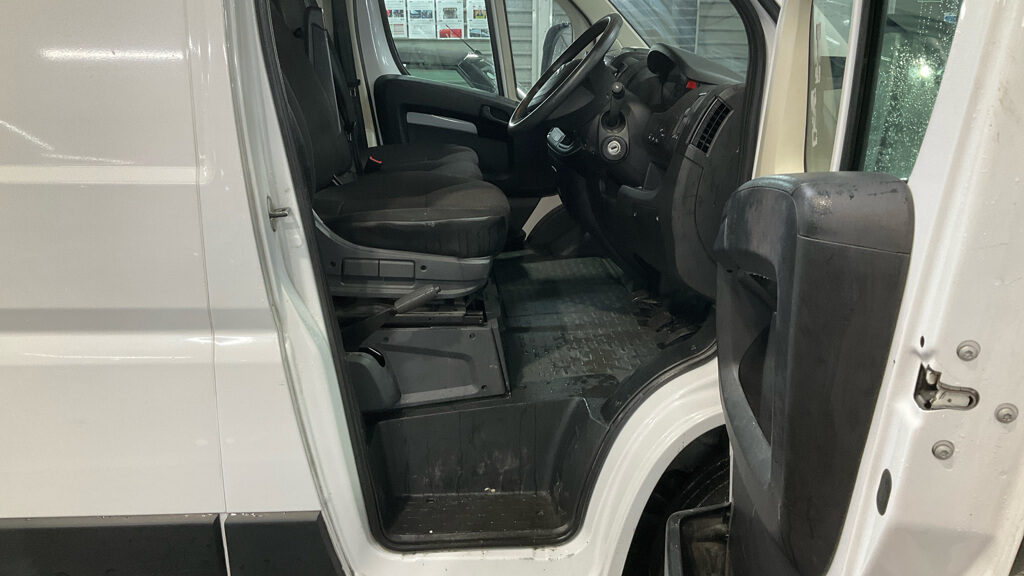 Used Citroen Relay 2023 for sale - 77296712: Photo 9