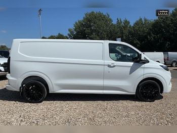 Used Ford Transit Custom 2024 for sale - 77041568: Photo
