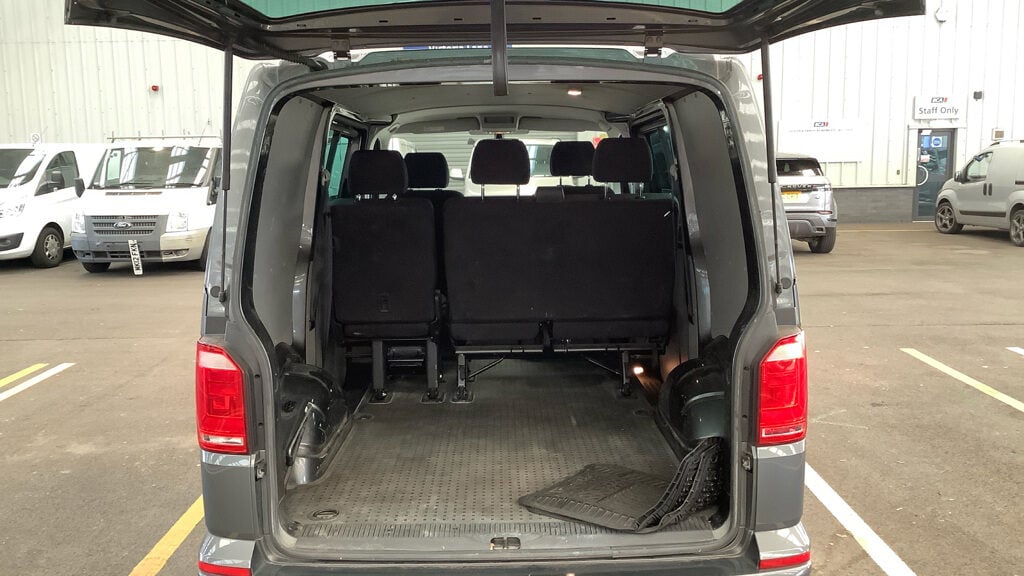 Used Volkswagen Transporter 2018 for sale - 78198304: Photo 5