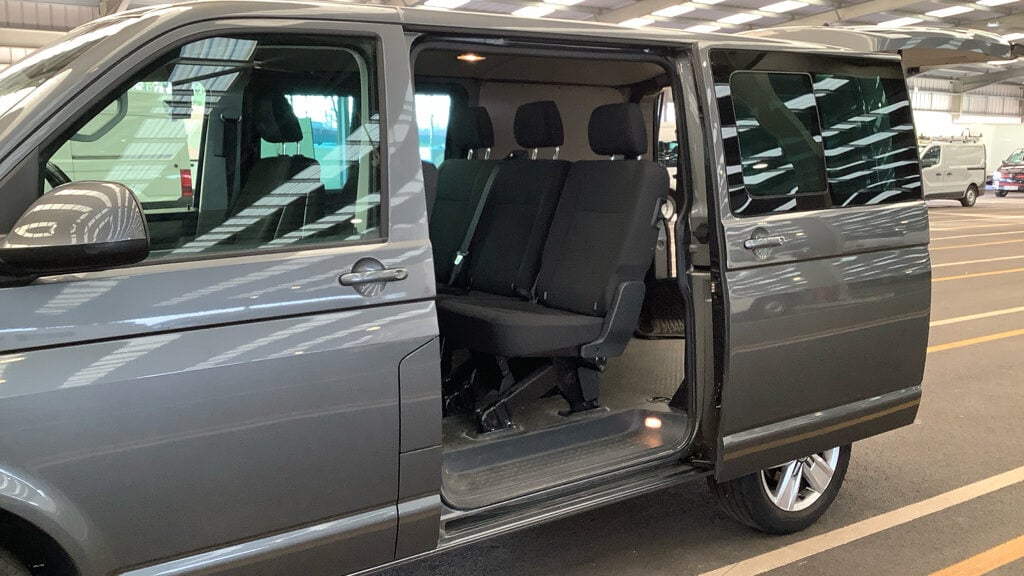 Used Volkswagen Transporter 2018 for sale - 78198304: Photo 8