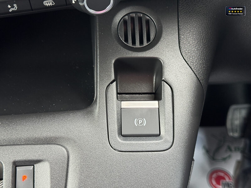 Used Peugeot Partner 2025 for sale - 77042202: Photo 40