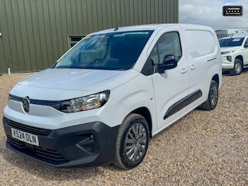 Used Citroen Berlingo 2024 for sale - 75425360: Photo