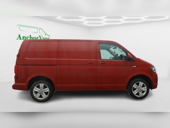 Used Volkswagen Transporter 2019 for sale - 78445154: Photo