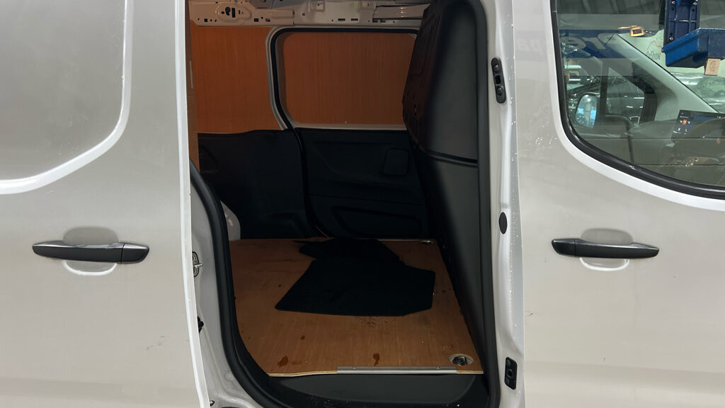 Used Vauxhall Combo 2024 for sale - 77541492: Photo 8