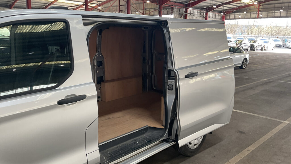 Used Ford Transit Custom 2025 for sale - 77915569: Photo 9