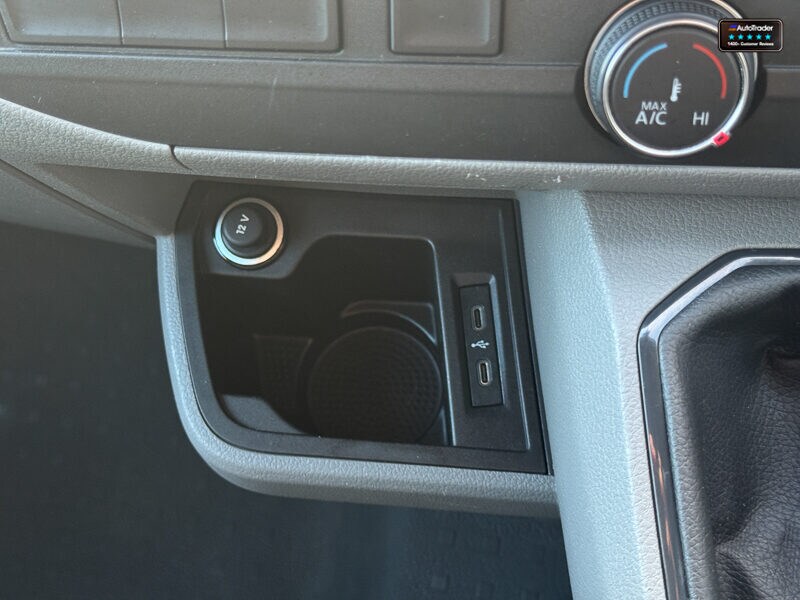 Used Volkswagen Transporter 2022 for sale - 77107027: Photo 35