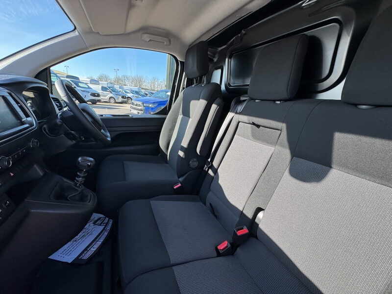 Used Vauxhall Vivaro 2023 for sale - 77541473: Photo 13