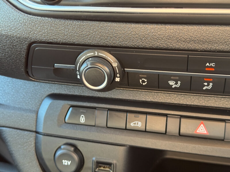 Used Vauxhall Vivaro 2023 for sale - 77541473: Photo 30