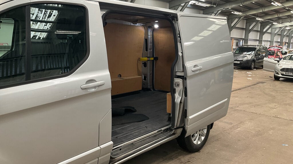 Used Ford Transit Custom 2021 for sale - 77961787: Photo 8