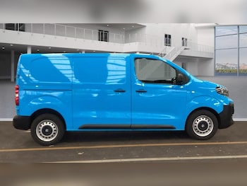 Used Vauxhall Vivaro 2024 for sale - 78040392: Photo