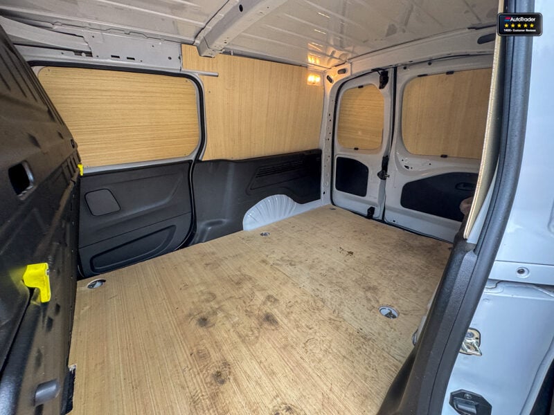 Used Peugeot Partner 2024 for sale - 77041886: Photo 11