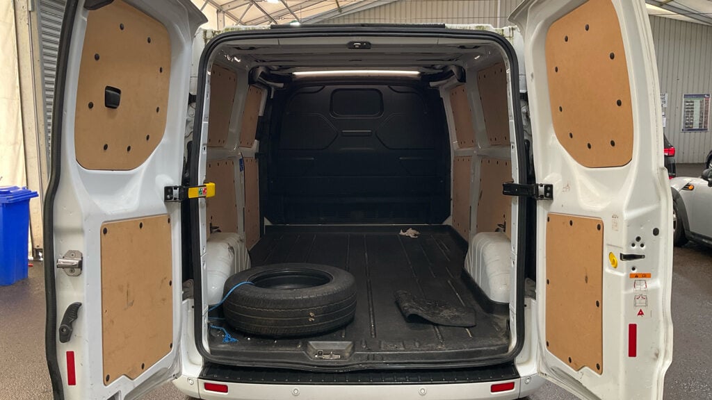 Used Ford Transit Custom 2023 for sale - 77296699: Photo 5