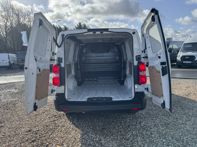 Used Toyota ProAce 2024 for sale - 77431186: Photo 8