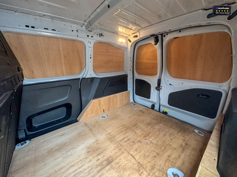 Used Peugeot Partner 2023 for sale - 77041772: Photo 11